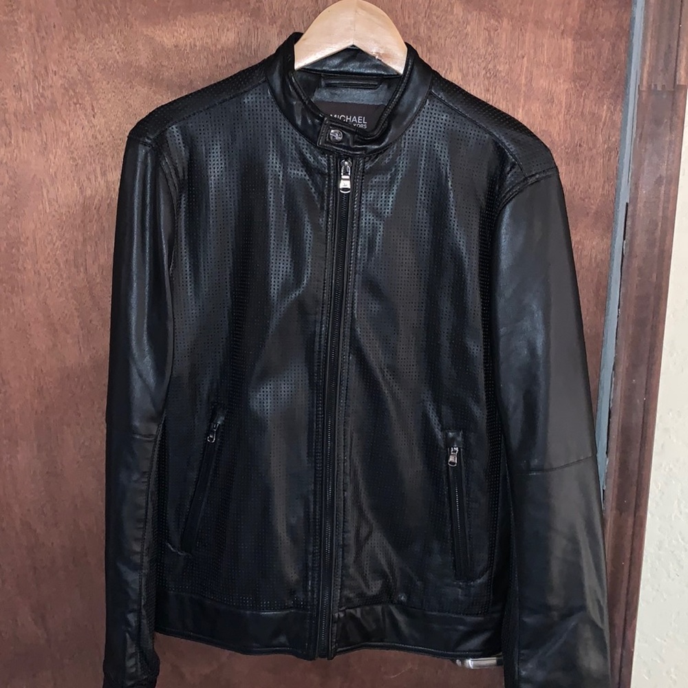Black Michael Kors Men’s leather jacket size S